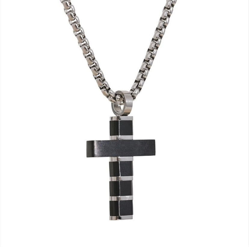 Cross Pendant Chain Necklace